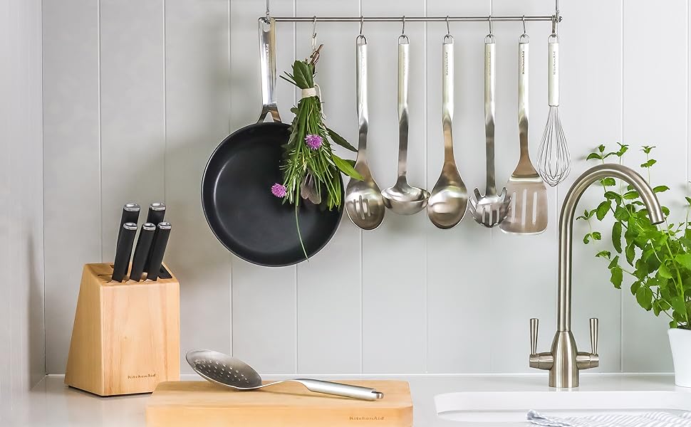 KitchenAid Чотиригранна тертка для сиру з нержавіючої сталі з шинковкою, теркою та зчищувачем цедри, 1 шт.