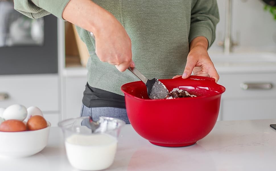 Преміальний кондитерський шпатель KitchenAid з нержавіючої сталі з силіконовою насадкою для тіста