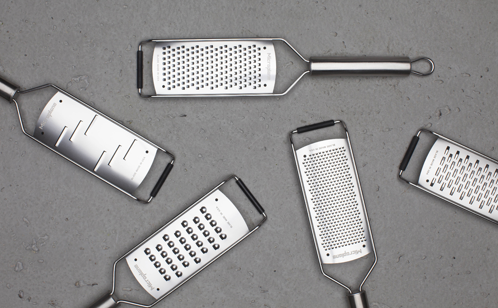 Терка Microplane Professional для твердого сиру, шоколаду та трюфелів, велика, з ультрагострими лезами з нержавіючої сталі
