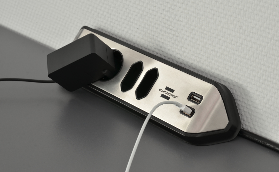 Бренненштуль Estilo Розподільний блок розеток у кут 4-fach (настільна мережа з поверхнею з нержавіючої сталі для кухні та офісу, з 2 розетками з заземленням, 2 розетками Євро, з USB-функцією зарядки) (USB A, срібно/чорний)