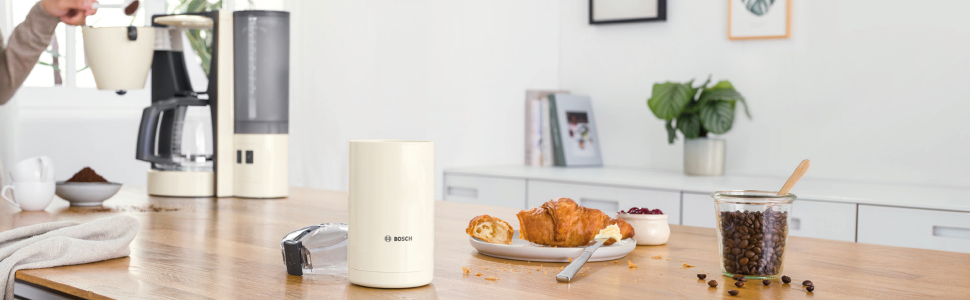 Кавомолка Bosch TSM6A013B, 75 г, кремового кольору, для одноразового використання