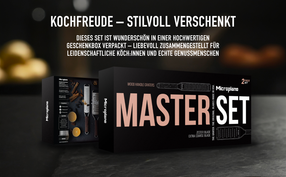 Microplane Набір терок Master Series (Zester та Extra-Grob) для цитрусових, твердого сиру, горіхів, картоплі, моркви та цукіні з ручкою з волоського горіха та лезами з нержавіючої сталі - Made in USA