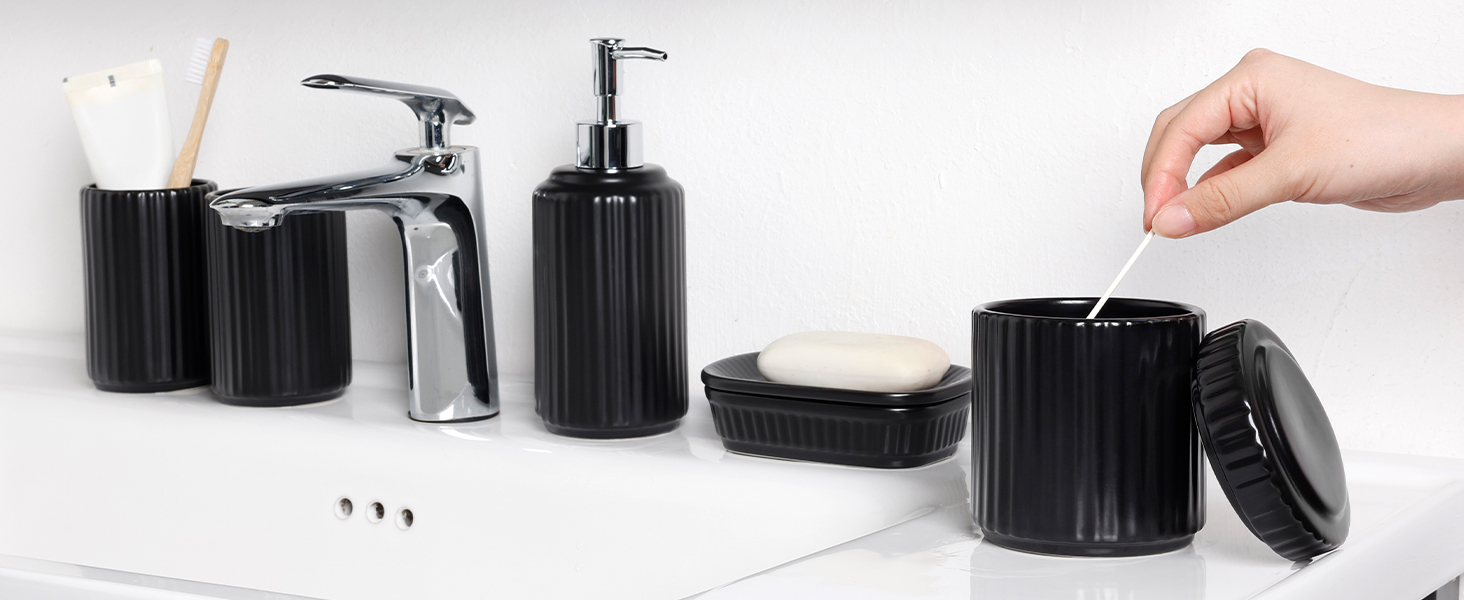 Набір для ванної кімнати NOVAJOY (5 шт.) з кераміки: органайзер, дозатор мила, мильниця, тримач для зубних щіток, контейнер для ватних паличок. Чорний колір.