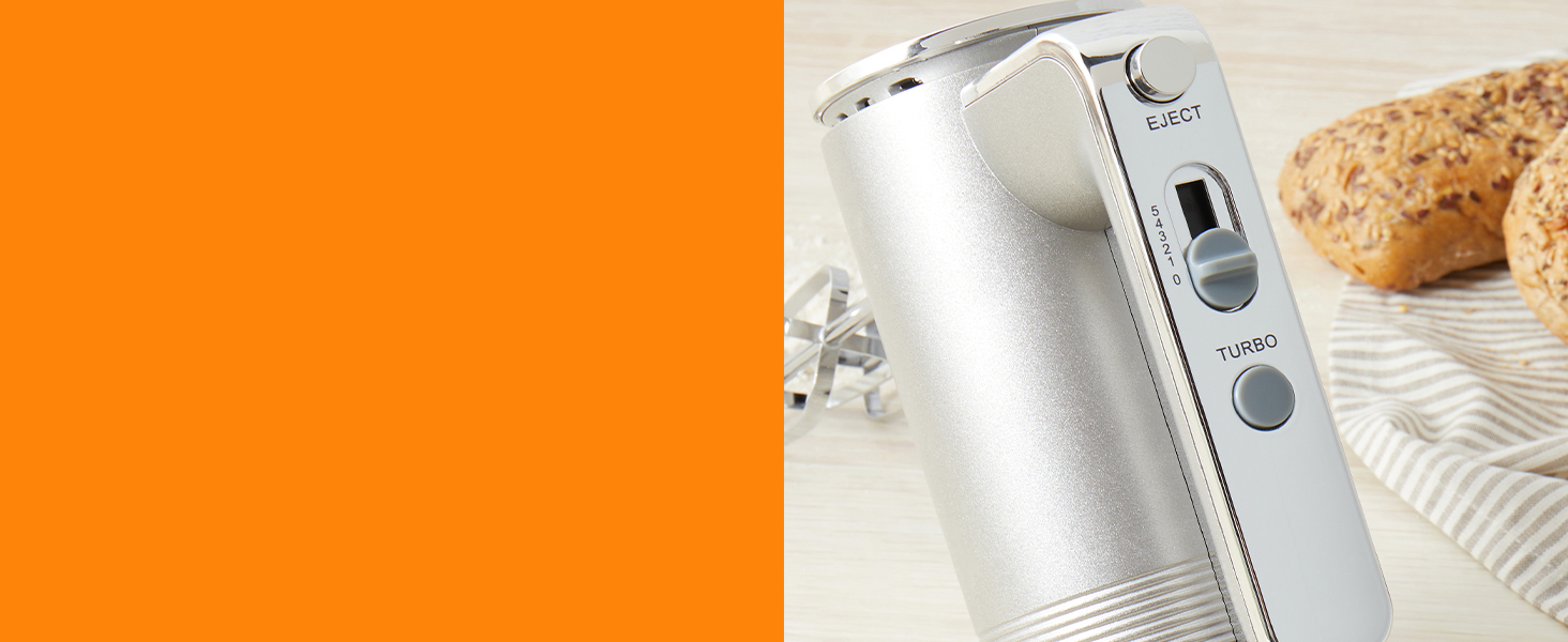 Ручний міксер Petra 300W з 5 швидкостями, турбо-функцією, гаками для тіста та вінчиками, сріблястого кольору з підставкою