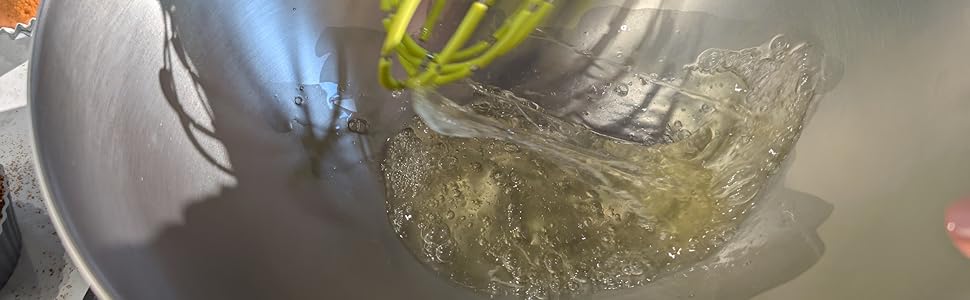 Силіконовий вінчик для збивання з лопатками, нержавіюча сталь 18/10, антипригарне покриття, безпечний для сковород, ергономічна ручка, ідеально підходить для змішування, збивання та перемішування, 27.9 см, червоний