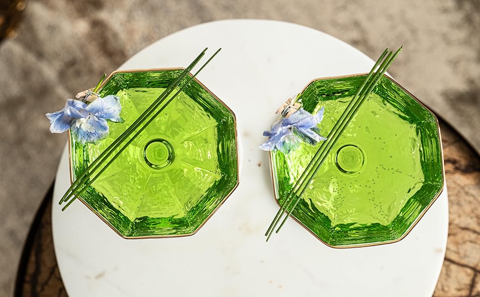 Набір з 4 склянок GLASSIQUE CADEAU Prestige для Еспресо Мартіні, дайкірі, коктейлів та шампанського. 150 мл, з золотим обідком, грановані, з довгим ніжкою.