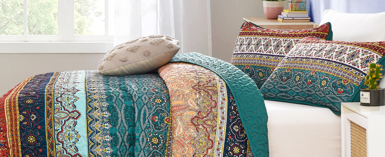 Покривало WONGS BEDDING Boho 220x240 см, стьобане, мікрофібра, комплект 3 в 1 (2 наволочки 50x70), для двоспального ліжка та дивана, бежево-зелене, для спальні