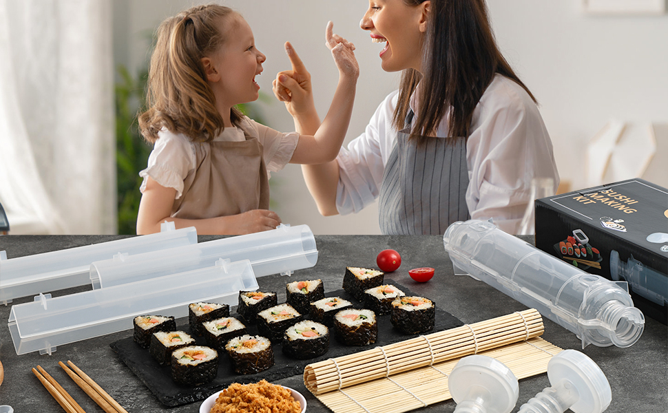 Набір для приготування суші: 3 форми, ролер, бамбукова килимок, палички. DIY для початківців та сім'ї