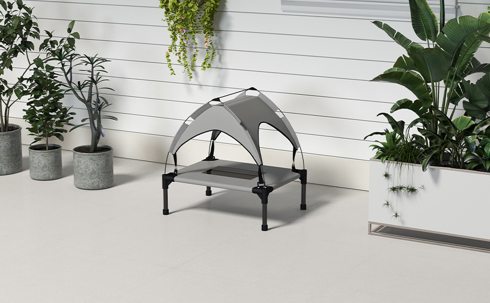 Лежанка для собак PawHut з балдахіном, сірого кольору, 61 x 46 x 63 см. Підходить для міні та маленьких собак. Атмосферостійка, з дихаючим матеріалом.