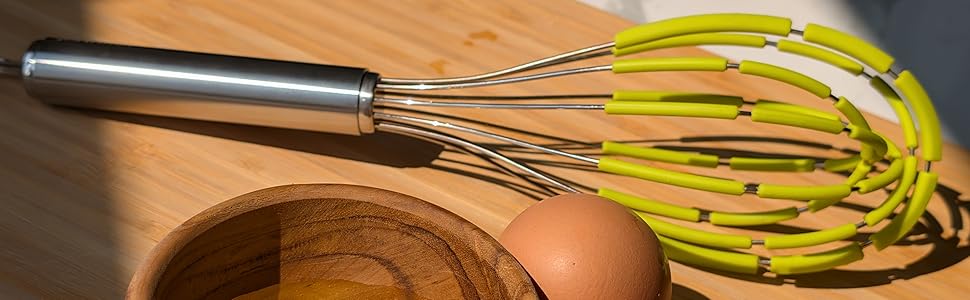 Силіконовий вінчик для збивання з лопатками, нержавіюча сталь 18/10, антипригарне покриття, безпечний для сковород, ергономічна ручка, ідеально підходить для змішування, збивання та перемішування, 27.9 см, червоний