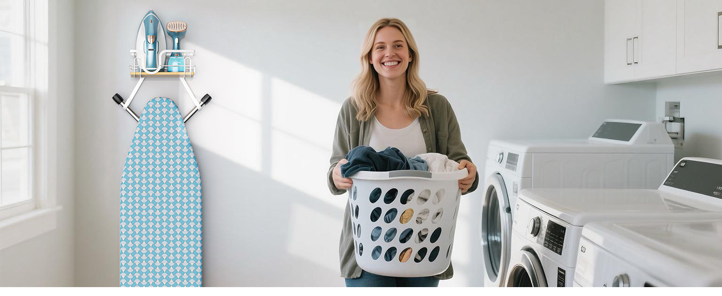 Настінна кріплення для прасувальної дошки з кошиком для зберігання та гачками (білий)