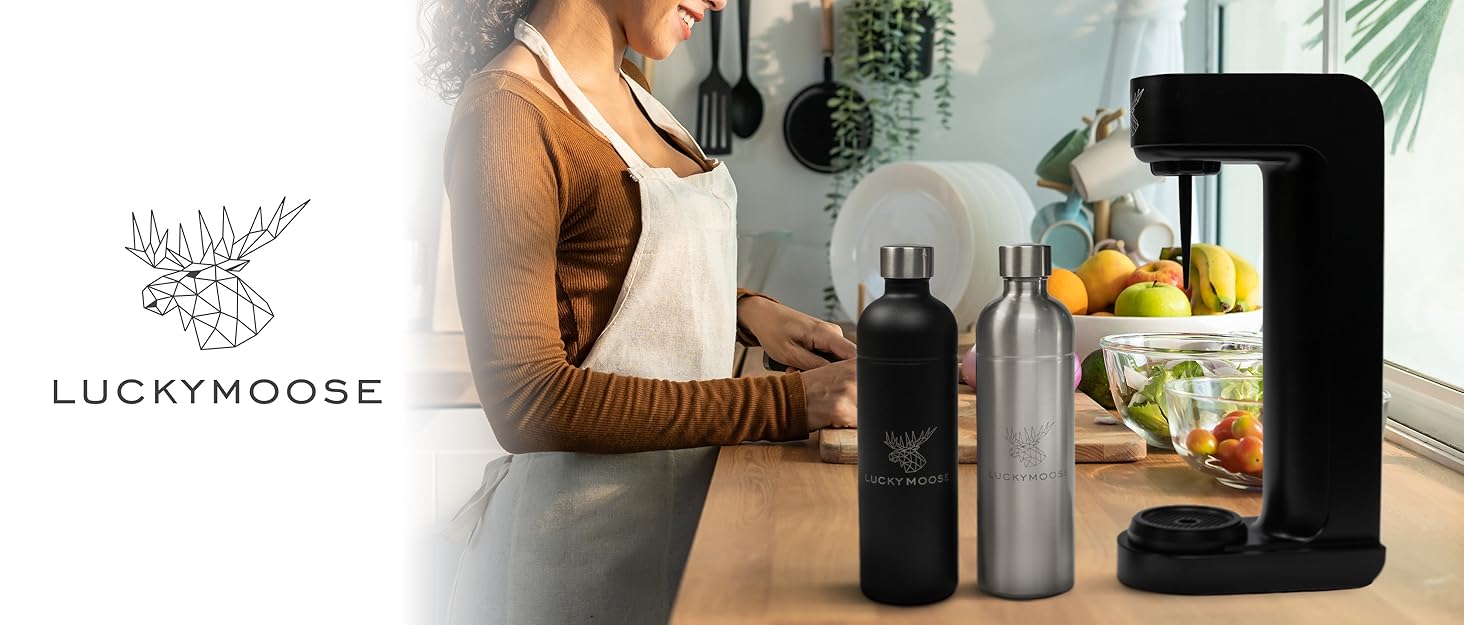 Газова машина Infinity з 2 пляшками по 1,25 л з нержавіючої сталі - економія до 25% CO2 завдяки автоматичній зупинці, пляшки придатні для миття в посудомийній машині та без терміну придатності. Чорний колір.