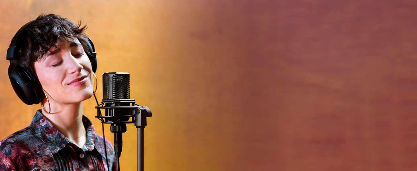 LCT 440 Pure - XLR конденсаторний мікрофон з 1' капсулою: ідеальний для вокалу, інструментів, подкастів та стрімінгу. У комплекті: мікрофонна павутина, поп-фільтр, вітрозахист та транспортна сумка.