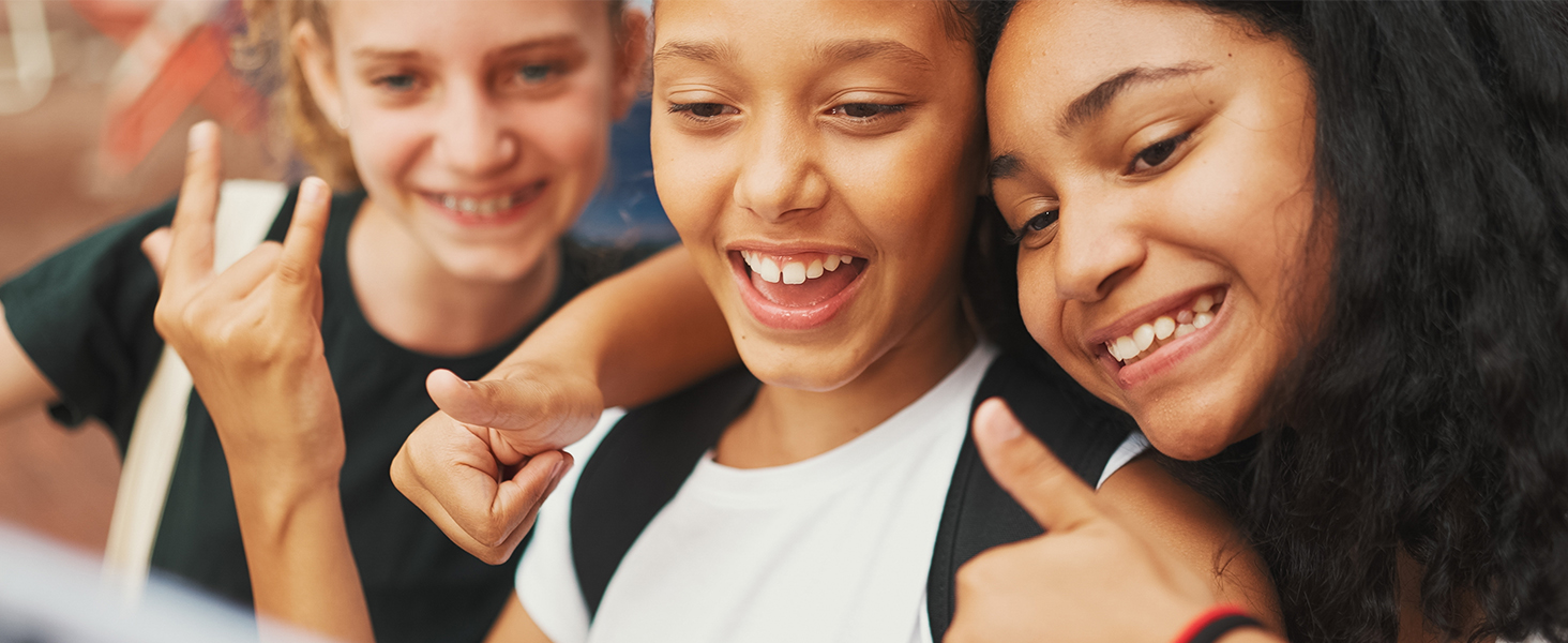 Щітка для тіла QUOALA® Premium з натуральної щетини (сизаль та кінська шерсть) – сертифікована FSC, з довгою ручкою, для сухого та мокрого використання, 100% Made in Germany, середньої жорсткості