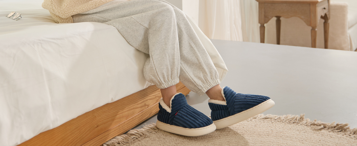 Тапочки зимові жіночі та чоловічі теплі, закриті, з плюшу, м'які, сучасні, зручні, елегантні, з антиковзким покриттям, з пам'яті піною, 38/39 EU, рожеві