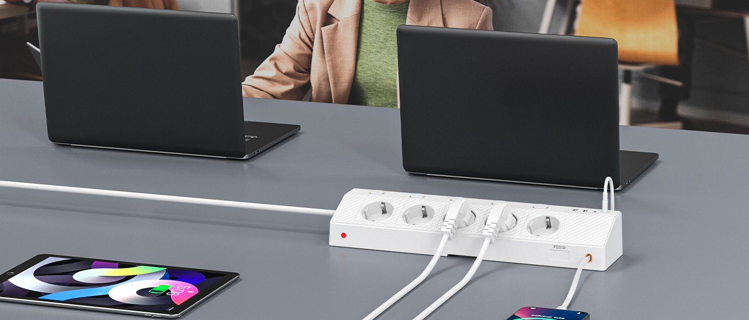 Настільний мережевий фільтр з 5 розетками та 2 USB-C (PD 30W), подовжувач з вимикачем, 4000W, кабель 2м, білий