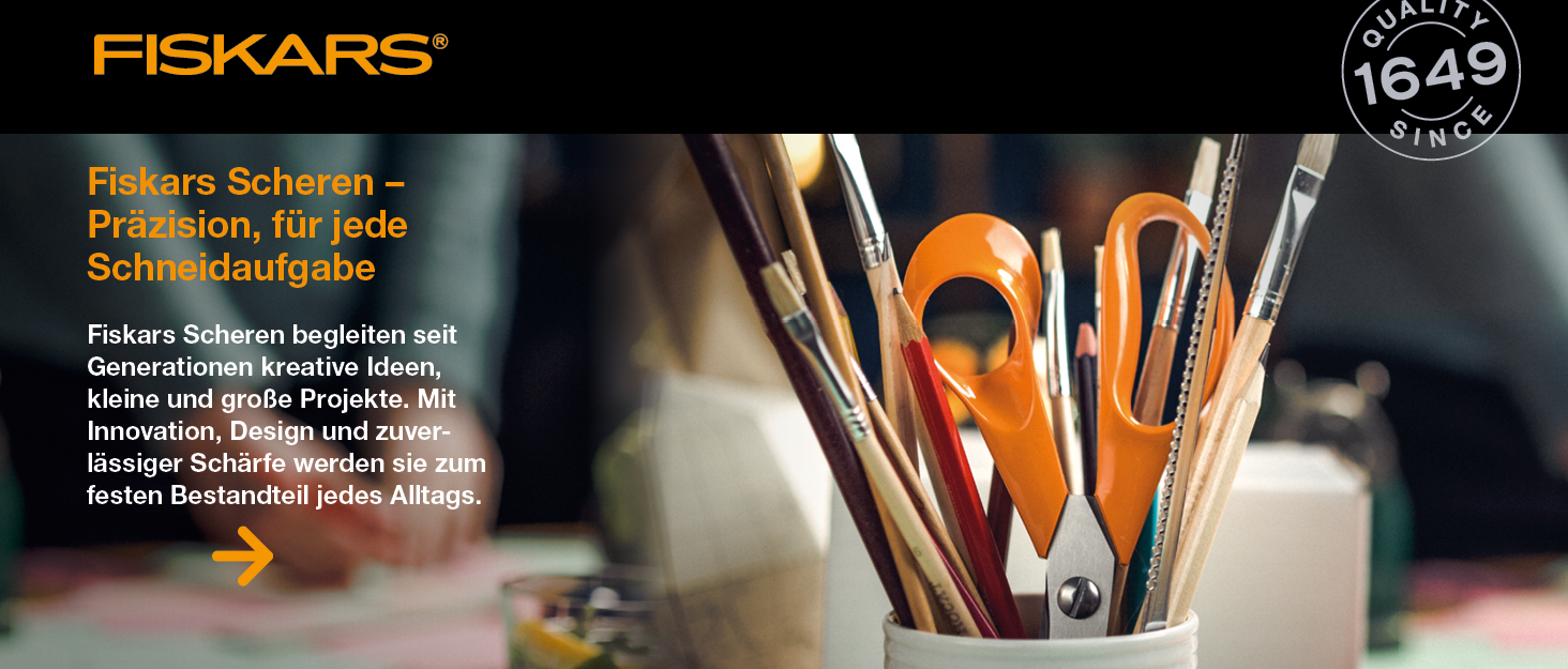 Універсальні ножиці Fiskars Cuts + More з титановим покриттям та заточувачем, розбірні леза, 23 см, чорно-помаранчеві, 1000809