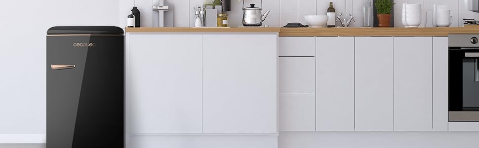 Міні-холодильник Cecotec Bolero CoolMarket TT Origin 110 чорний 110л з LED-підсвіткою та відкривачкою для пляшок