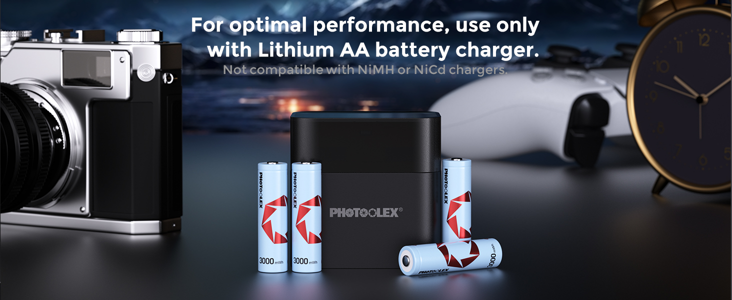 Акумулятори AA перезаряджувані (3000мWh Li-Ion 1.5V + 2700мAh NiMH 1.2V), 4 шт. + інтегрована зарядна станція