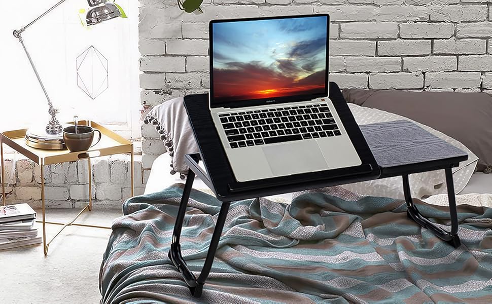 Зручний столик-трансформер для ліжка та дивану: регульована висота, складні ніжки, для ноутбука, їжі, читання. Білий/Чорний