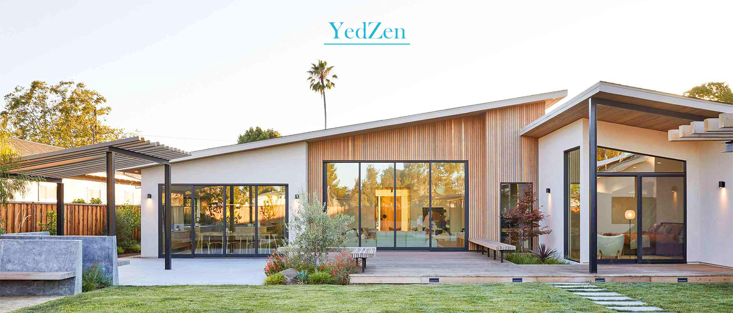 Настінний тримач для прасувальної дошки з металевим кошиком та знімними гачками, для T- та V-подібних дошок, над дверима