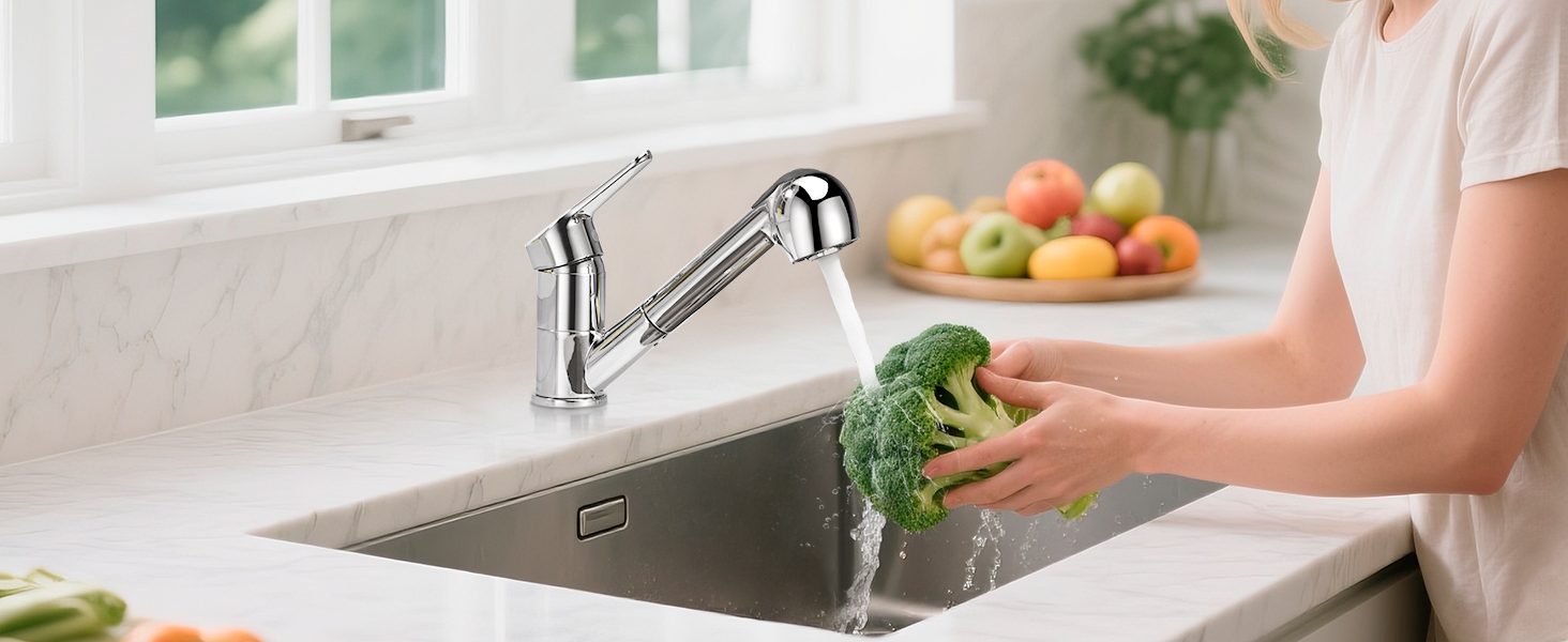 Змішувач для кухні Ibergrif M14450 з висувною лійкою, поворотний на 360°, з нержавіючої сталі та керамічною картридж