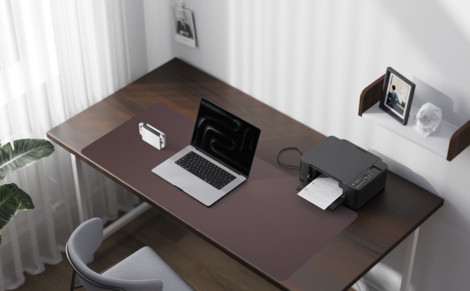 Підкладка на стіл для миші та ноутбука зі шкіри, бежева 90x43 см - захист столу для офісу та дому