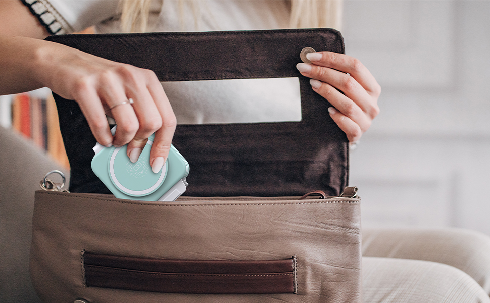 Зарядна станція 3-в-1 для подорожей: Apple Watch, iPhone, AirPods (зелена)