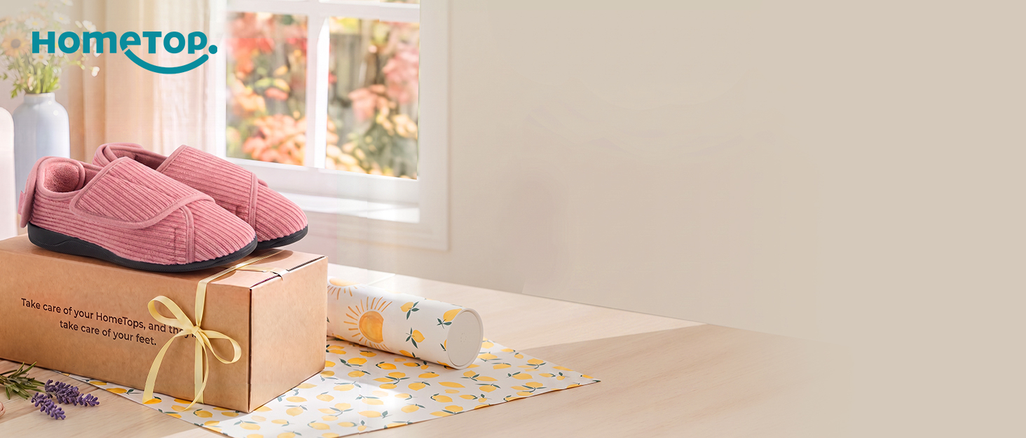 Чоловічі домашні капці HomeTop з закритою п'яткою, пам'яттюю піною (Memory Foam) та регульованою шириною на липучках, чорні, розмір 45 EU