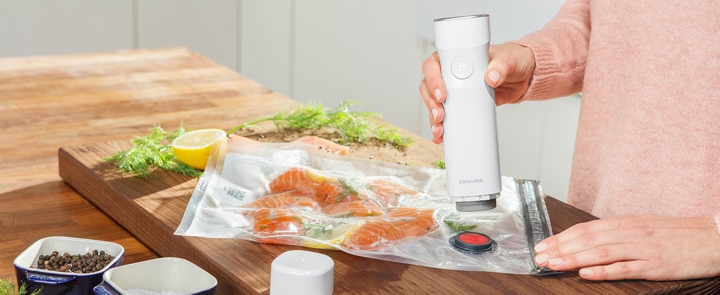 Вакуумний ланч-бокс Zwilling Fresh & Save з набором сталевих столових приборів, ударостійкий, чорний