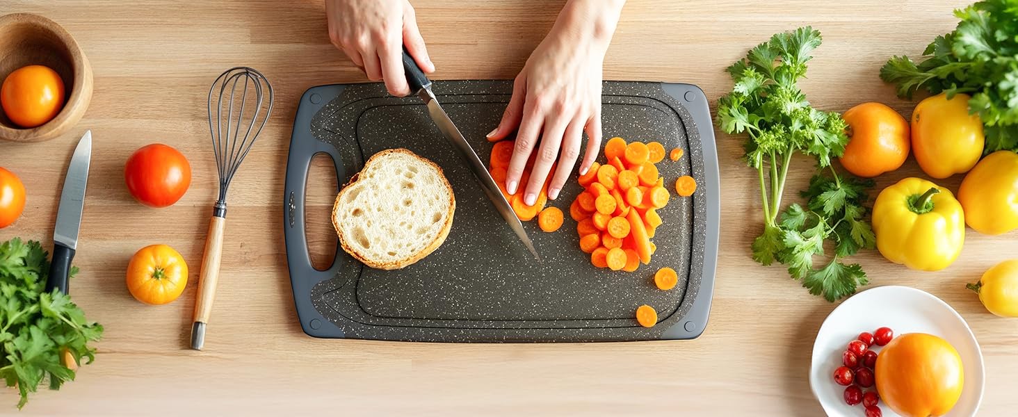 Набір обробних дощок Blumtal 3 шт. (S/M/L) - пластикові, з жолобками для соку та ручкою, BPA free, придатні для миття в посудомийній машині