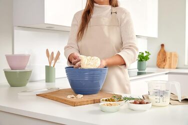 Миска для змішування Emsa Prep&Bake 4,15 л з кришкою, пластикова, для зберігання в холодильнику, нековзке дно, стабільна, підходить для миття в посудомийній машині, штабельована