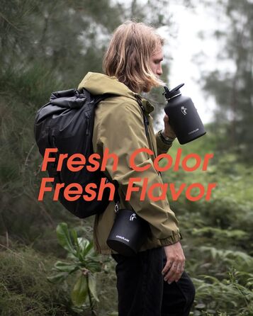 Термобутилка Coolflask 2 л з нержавіючої сталі з PU-чохлом, ізольована пляшка для води з кришкою-соломинкою, тримає холод 48 годин і тепло 24 години, Polar Black