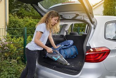 Акумуляторний ручний пилосос Gardena EasyClean Li для вологого та сухого прибирання, вбудований Li-Ion акумулятор, висока потужність всмоктування