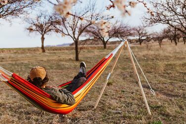 Гамакова стійка AMAZONAS Madera з ясеня, до 100 кг, для підвішування до дерева або опори
