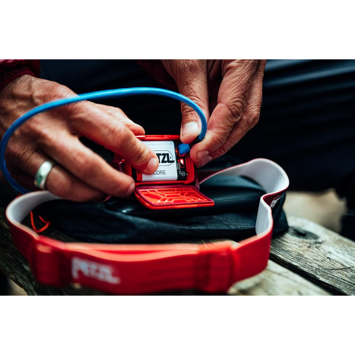 Налобний ліхтар Petzl ACTIK, сірої, універсальний розмір, для туризму та спорту, унісекс