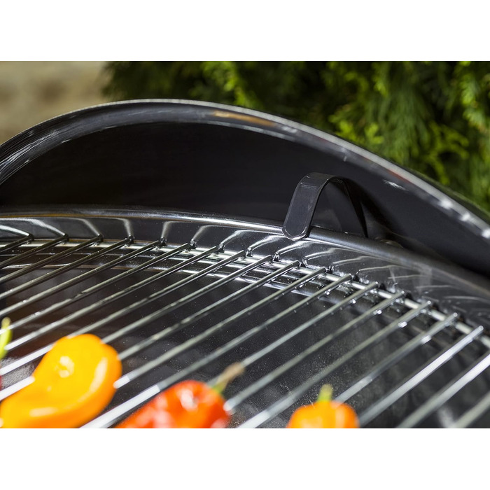 Вугільний гриль Weber Classic Kettle 57 см, чорний, з термометром, емальований, на колесах, для барбекю