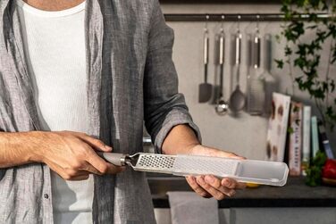 Терка-цестра ZWILLING Pro 38 см, нержавіюча сталь, ергономічна ручка, сіра
