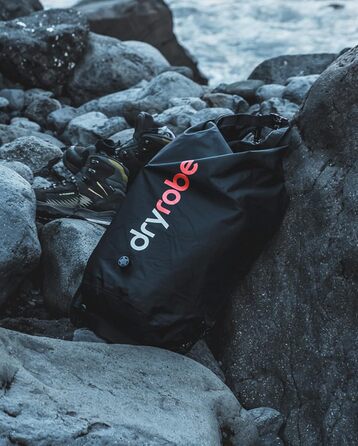 Dryrobe компресійна сумка для подорожей 33 л, водонепроникна спортивна сумка для плавання, серфінгу, OCR, чорна