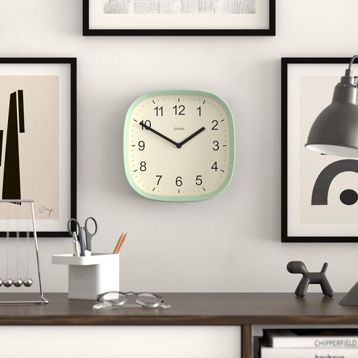 Квадратний ретро настінний годинник JONES CLOCKS Sprite, м'ятний, акрил, 25x25 см