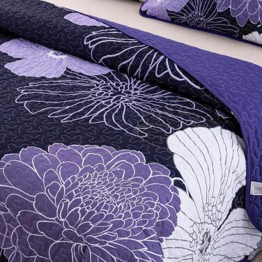 Покривало WONGS BEDDING 220x240 см, лілове, квітковий принт, мікрофібра, літнє стьобане покривало для двоспального ліжка + 2 наволочки 50x75 см
