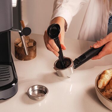 Кавоварка еспресо Cecotec Power Espresso 20 Pecan, 1100 Вт, 20 бар, термоблок, сталевий корпус, манометр, 1,25 л, подвійний фільтр, парова насадка