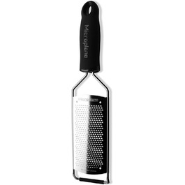 Терка Microplane дрібна для твердого сиру, цитрусових, часнику, чилі, кориці та мускатного горіха, чорна, леза з нержавіючої сталі, виробництво США