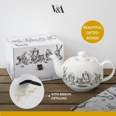 Керамічний чайник V&A Аліса в Країні Див, білий, 450 мл, з кришкою, декорований — для чаю, води, сервірування