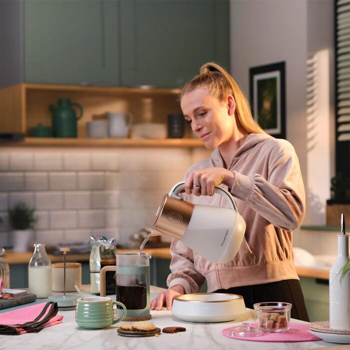 Електричний чайник Russell Hobbs зі скла 1,7 л з регулюванням температури 40-100°C, LED-підсвіткою, тихою технологією кип'ятіння, функцією підтримки тепла, цифровим дисплеєм, сенсорним управлінням, 2400 Вт, модель Calm 27450-70
