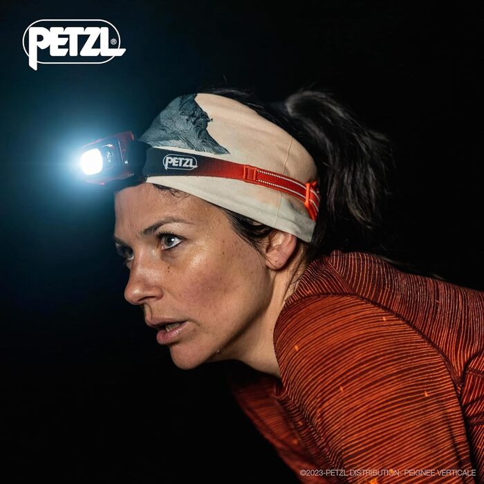 Налобний ліхтар PETZL Swift RL E095BB01, 900 люмен, акумуляторний