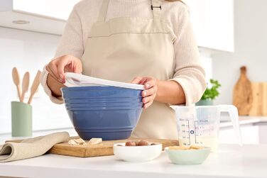 Миска для змішування Emsa Prep&Bake 4,15 л з кришкою, пластикова, для зберігання в холодильнику, нековзке дно, стабільна, підходить для миття в посудомийній машині, штабельована