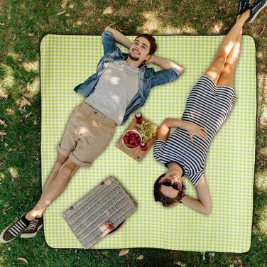 Пікнікова ковдра Relaxdays XXL 200x200 см, флісова, теплоізольована, водонепроникна, з ручкою, в клітинку, зелено-біла