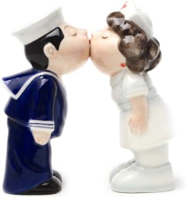 Керамічні солонка та перечниця Pacific Giftware у вигляді медсестри й моряка
