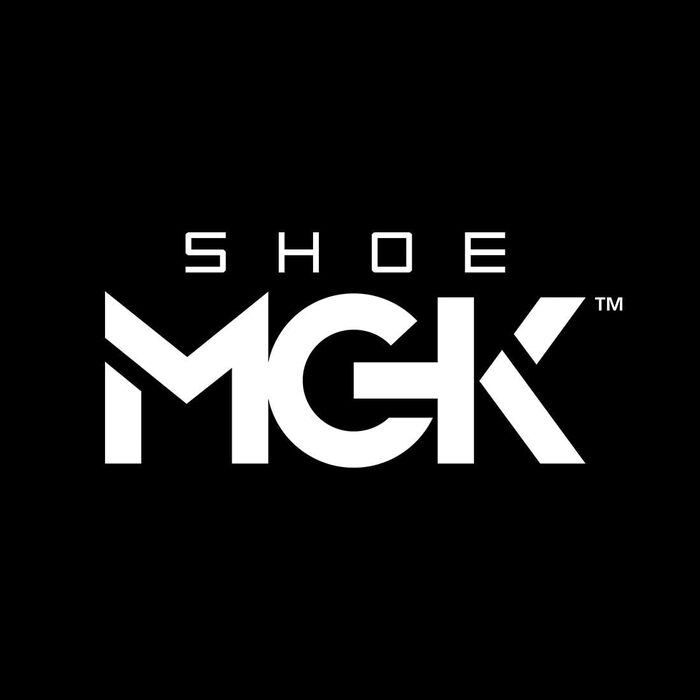 SHOE MGK Набір для чищення кросівок, взуття з замші, сітки, шкіри, білого та текстилю – універсальний комплект для догляду за взуттям
